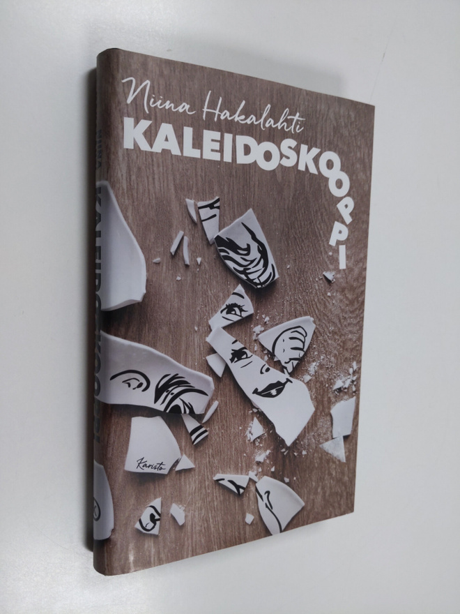 Niina Hakalahti : Kaleidoskooppi