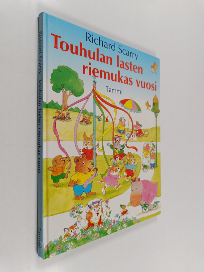 Richard Scarry : Touhulan lasten riemukas vuosi
