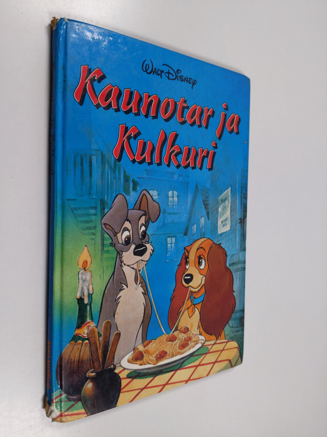 Walt Disney : Kaunotar ja Kulkuri : Disneyn satulukemisto