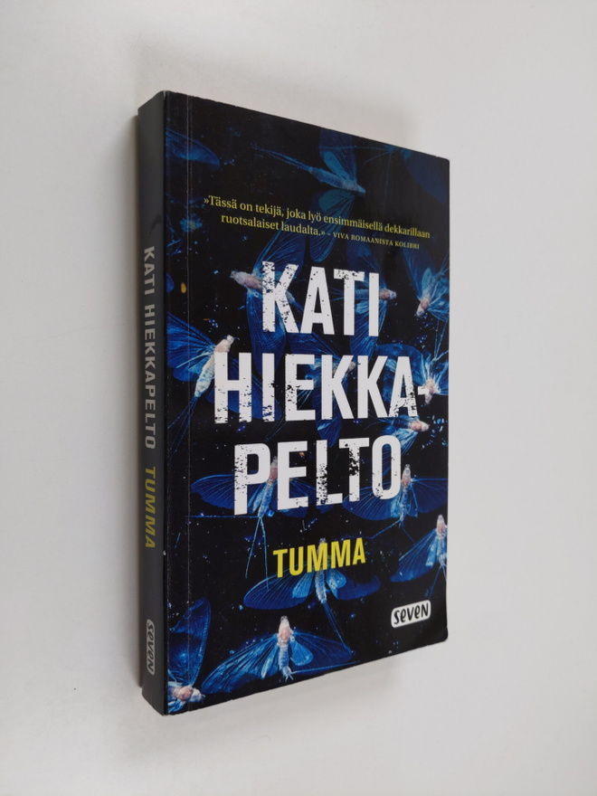 Kati Hiekkapelto : Tumma