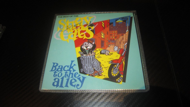 Stray Cats – Back To The Alley, The Best Of The Stray Cats