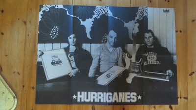 hurriganes juliste: Help lehti