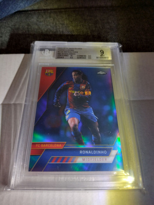 Ronaldinho Topps chrome blue refractor/75 Beckett greidattu