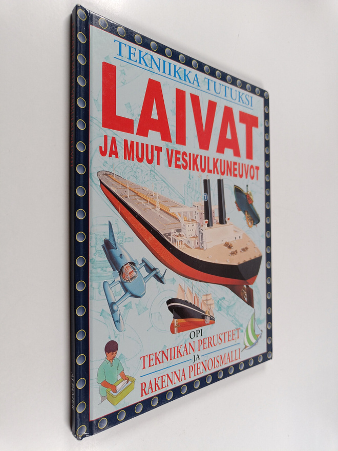 Nigel Hawkes : Laivat ja muut vesikulkuneuvot