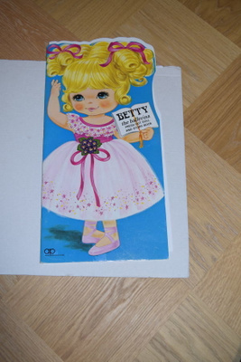 paperinukke Betty the ballerina 1972