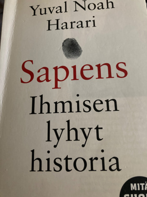 HARARI: SAPIENS - IHMISEN LYHYT HISTORIA