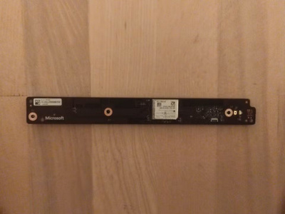 Xbox One X etupaneeli