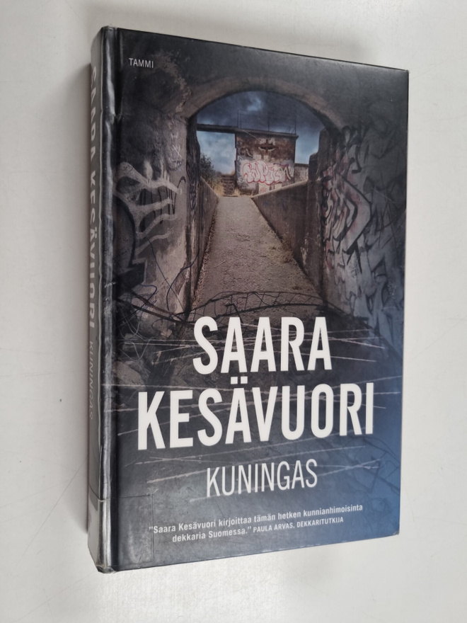 Saara Kesävuori : Kuningas