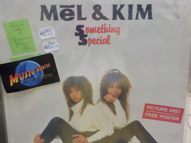 MEL & KIM - SOMETHING SPECIAL EX+/EX- LP