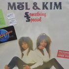 MEL & KIM - SOMETHING SPECIAL EX+/EX- LP - pikkukuva 1