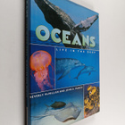 Beverly McMillan ym. : Oceans : Life in the Deep - pikkukuva 1