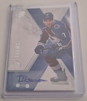 2021-22 SPx Autographs 58 Devon Toews AU