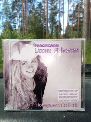 2CD LEENA PIRHONEN : HONEYMOON IN PARIS ( SIS POSTIKULU )
