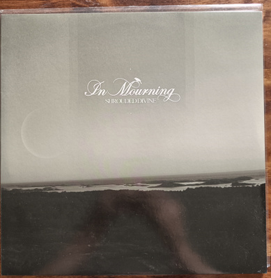 In Mourning - Shrouded divine