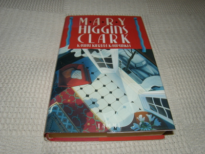 Mary Higgins Clark Kauhu kiertää kaupunkia -sid