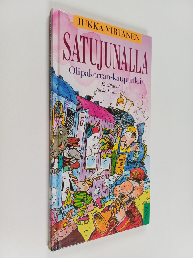Jukka Virtanen : Satujunalla Olipakerran-kaupunkiin