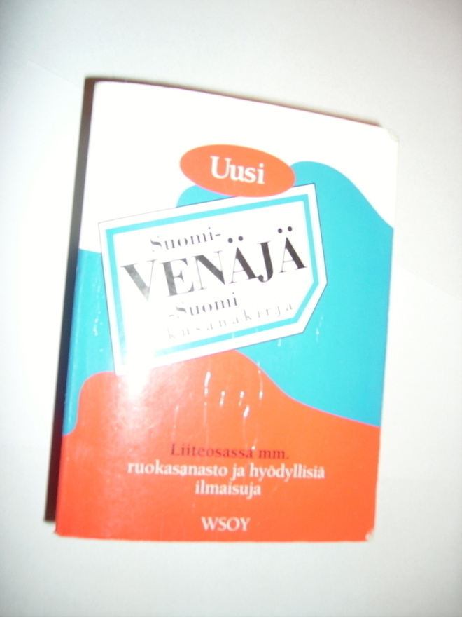 Suomi-venäjä-suomi taskusanakirja (7.p.2004) Sis.postikulut