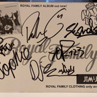 Royal Family kortti nimikirjoituksilla - pikkukuva 1