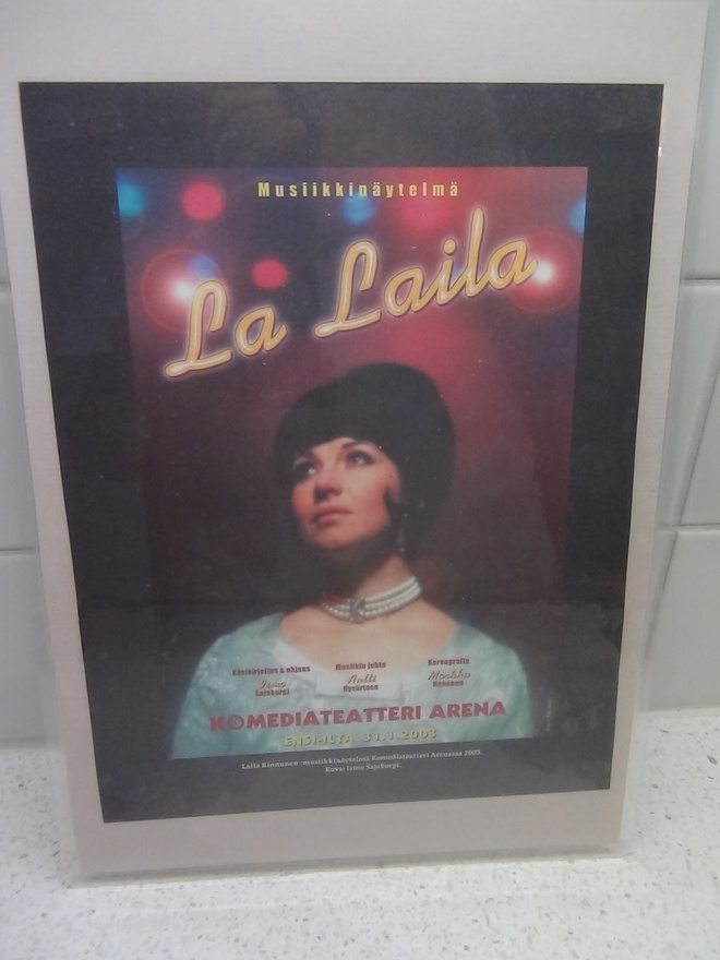 LA  LAILA - KOMEDIATEATTERI  ARENA