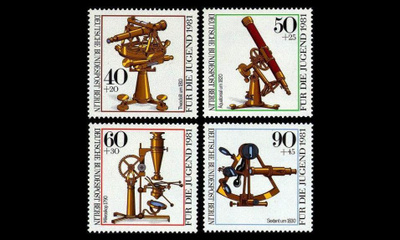 Berlin 641-4 ** Optisia instrumenttejä (1981)