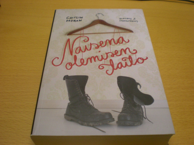 Caitlin Moran: Naisena olemisen taito