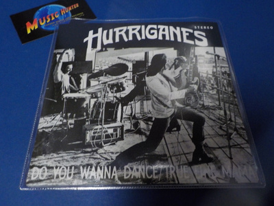 HURRIGANES - DO YOU WANNA DANCE / TRUE FINE MAMA UUSI 7''
