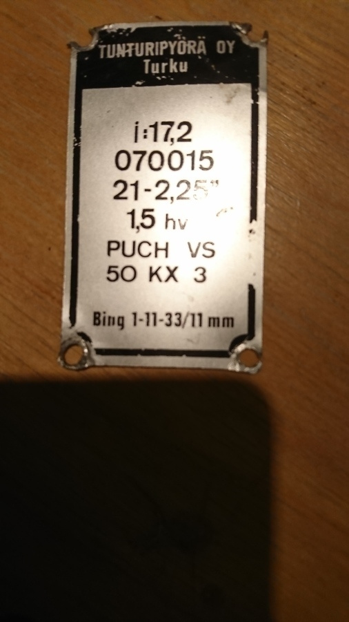 Tyypikilpi 070015 VS Tunturi Sport 1971