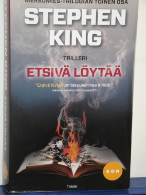 Stephen King : ETSIVÄ LÖYTÄÄ