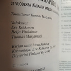 Uuno Turhapuro juhlakirja: 25 vuodessa jääkaapin varjosta - pikkukuva 2
