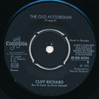 7” SINGLE Cliff Richard A Brand New Song / The Old Accordian - pikkukuva 2