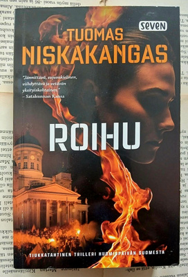 Tuomas Niskakangas - Roihu (pokkari)