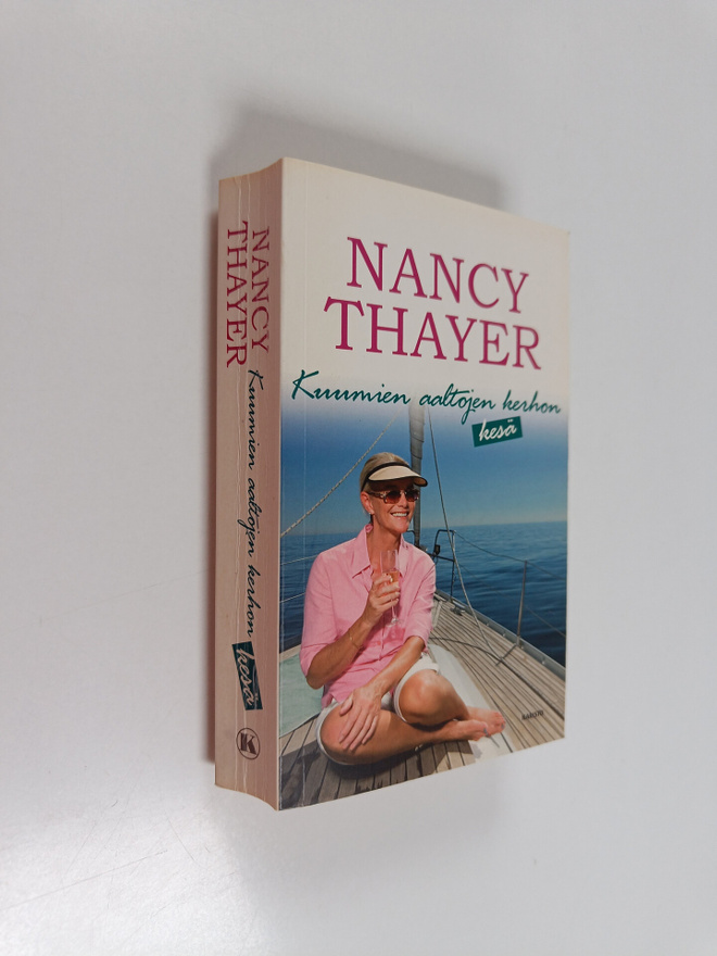 Nancy Thayer : Kuumien aaltojen kerhon kesä
