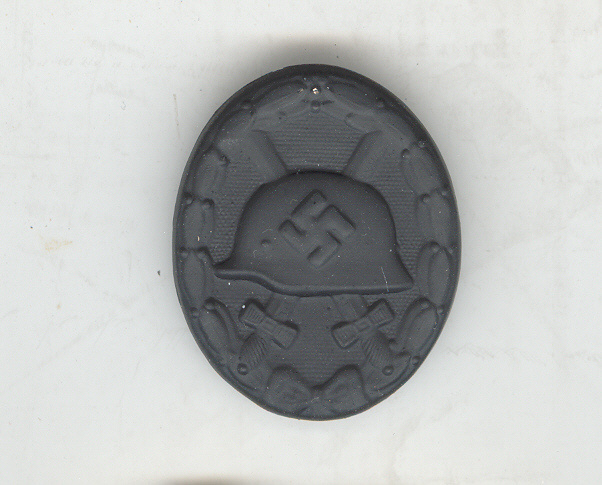 Wehrmacht Waffen-SS musta haavoittumismerkki