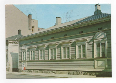 HÄMEENLINNA: Sibeliuksen syntymäkoti (yksi nainen kuvassa)