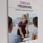 Nina Meincke : Esimiehen työsuhdeopas (tekijän omiste) - pikkukuva 1