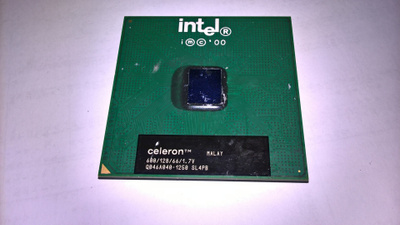600MHz Celeron prosessori