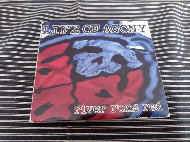 LIFE OF AGONY River Runs Red DIGIPAK