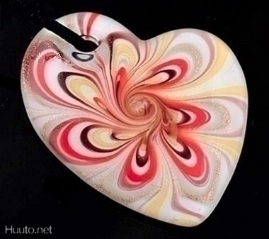 1055 .. Murano Kaunis Lampwork Taidelasi .. Kaulakoru