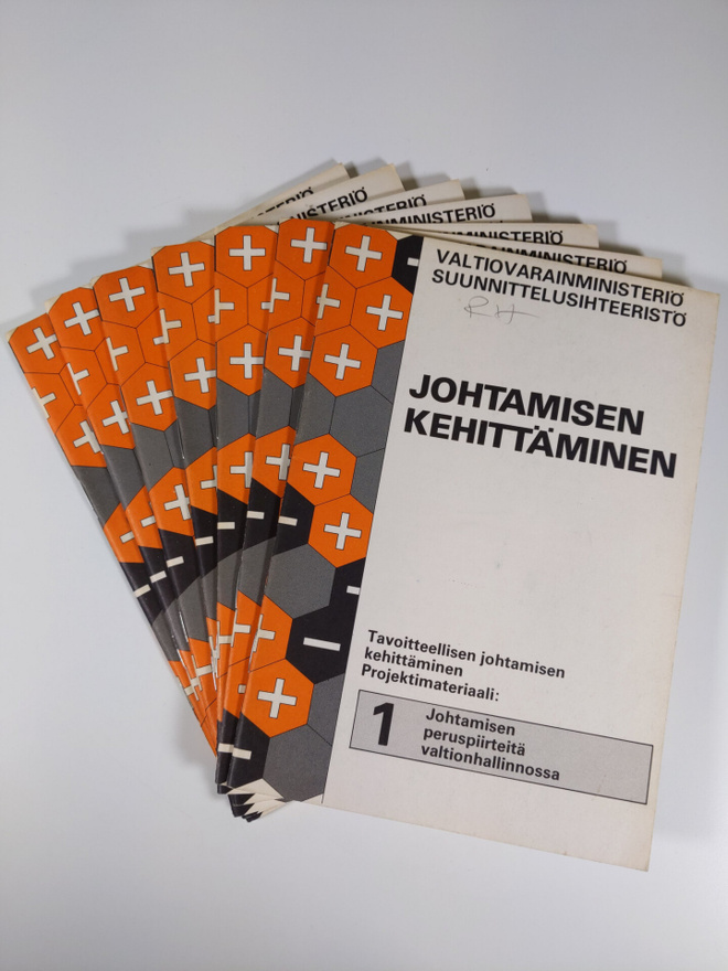 Johtamisen kehittäminen 1-7