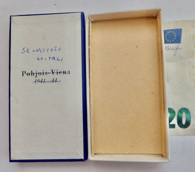 VANHA Rasia Pohjois-Vienan Muistoristi 1941-44 Kultala Oy