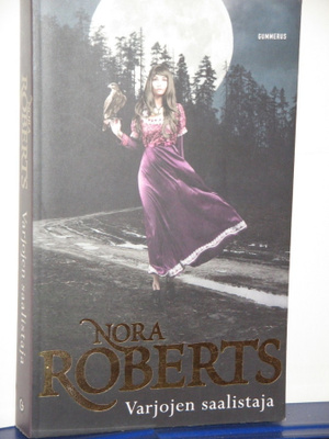 Nora Roberts : Varjojen saalistaja