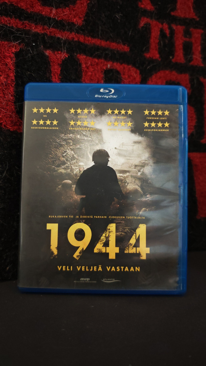 1944