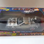 BACK TO THE FUTURE 3 - DELORAEAN 1:18 - HEAD HUNTER STORE. - pikkukuva 1