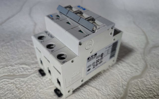 Johdonsuojakatkaisija Eaton PLS6-C16/3-MW ilman pakkausta