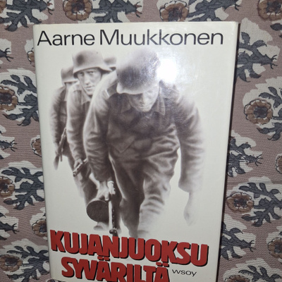 Aarne Muukkonen : Kujanjuöksu Syväriltä 1p