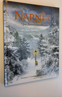 E. J. Kirk : Narnia : opas fantasiamaailmaan