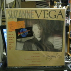 SUZANNE VEGA - SUZANNE VEGA LP NIMMARILLA! GER PRESS EX+/EX+ - pikkukuva 1