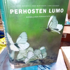 Mikkola ym. :  Perhosten lumo -  suomalainen perhostieto - pikkukuva 2