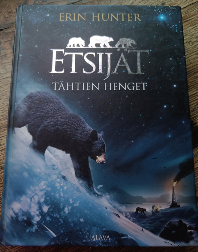 Erin Hunter: ETSIJÄT - Tähtien henget