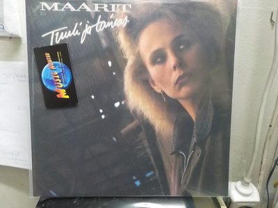 MAARIT - TUULI JA TAIVAS M-/M- LP